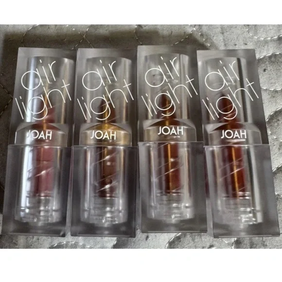 Joah NWT By Kiss Air Light Satin Lipstick Pack Of 4 - Picture 1 of 6